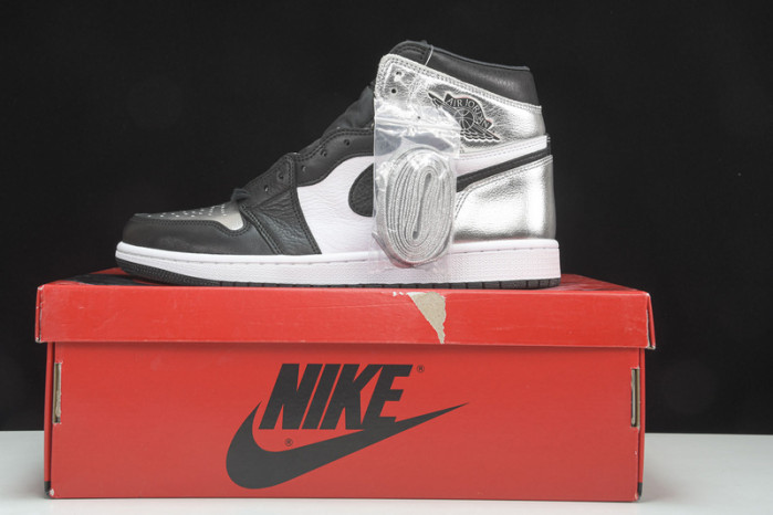 Air Jordan 1 Retro High OG Silver Toe CD0461-001