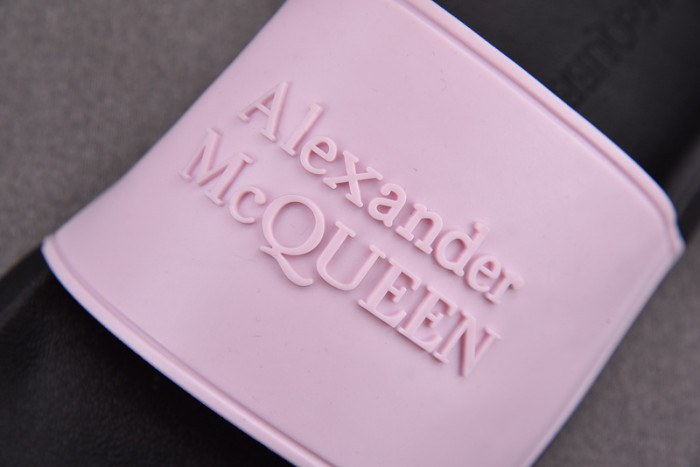 A1exa*der Mcqv*en SANDALS