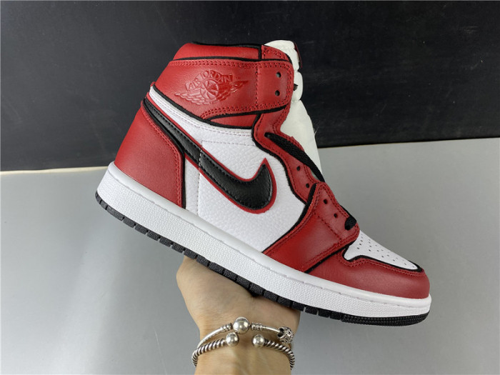 AIR JORDAN 1 RETRO HIGH OG 