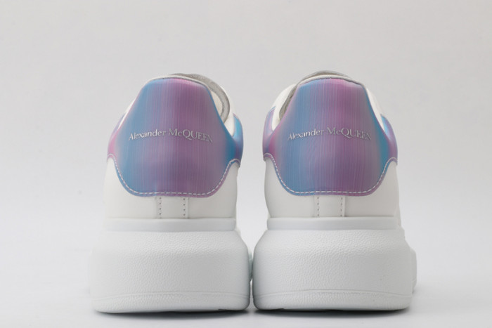 A1exa*der Mcqv*en OVERSIZED