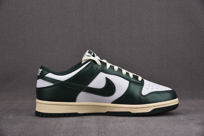 Nike Dunk Low Vintage Green (W) - DQ8580-100