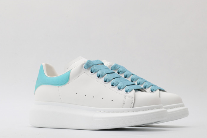 A1exa*der Mcqv*en OVERSIZED