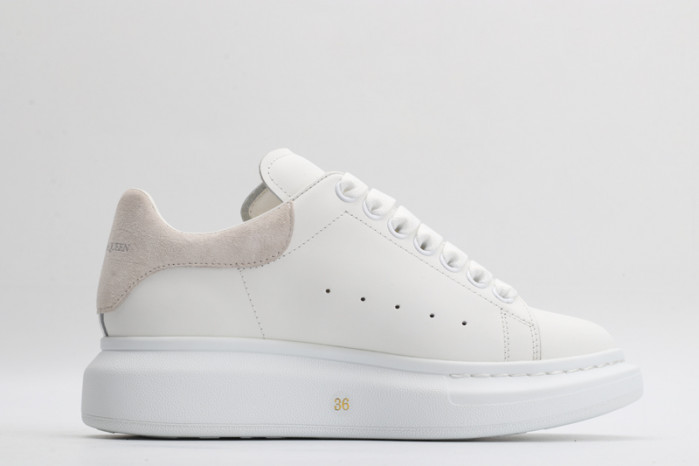 A1exa*der Mcqv*en OVERSIZED