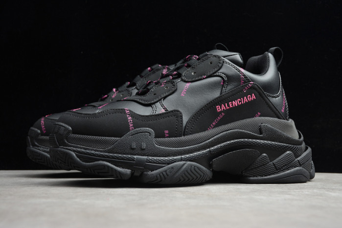 BLCG SNEAKER TRIPLE.S.