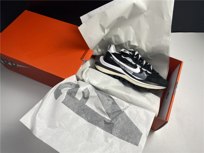 SACAI X NIKE PEGASUA VAPORFLY BLACK WHITE CI9928-001