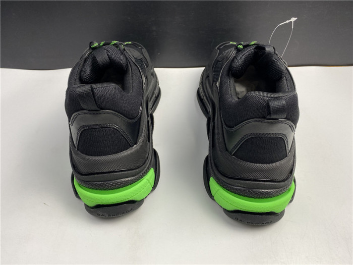 BLCG SNEAKER TRIPLE.S.