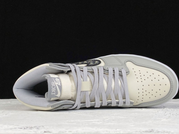 AIR JORDAN 1 HIGH OG CN8607-002 (NEWEST VERSION)