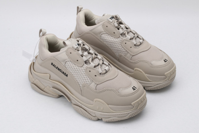 BLCG SNEAKER TRIPLE.S.