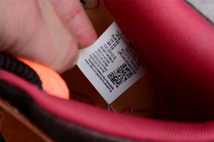 SOCIAL STATUS X DUNK MID 