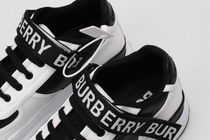 BUBERRY SNEAKER