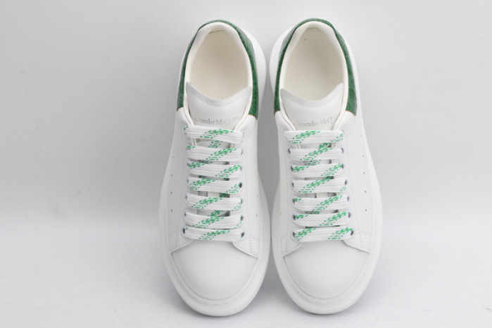 A1exa*der Mcqv*en OVERSIZED