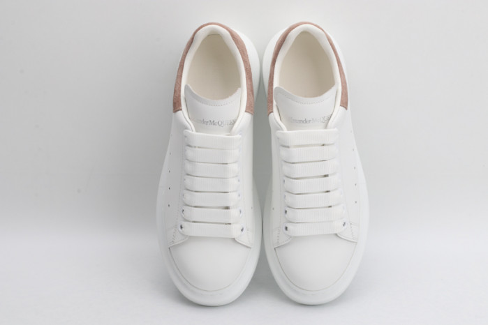 A1exa*der Mcqv*en OVERSIZED