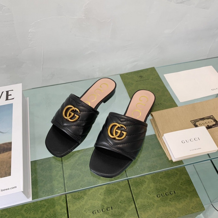 Gvc*1 SANDAL