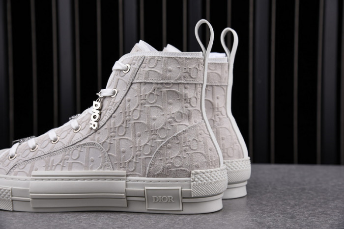 DIO* B23 OBLIQUE HIGH-TOP SNEAKER