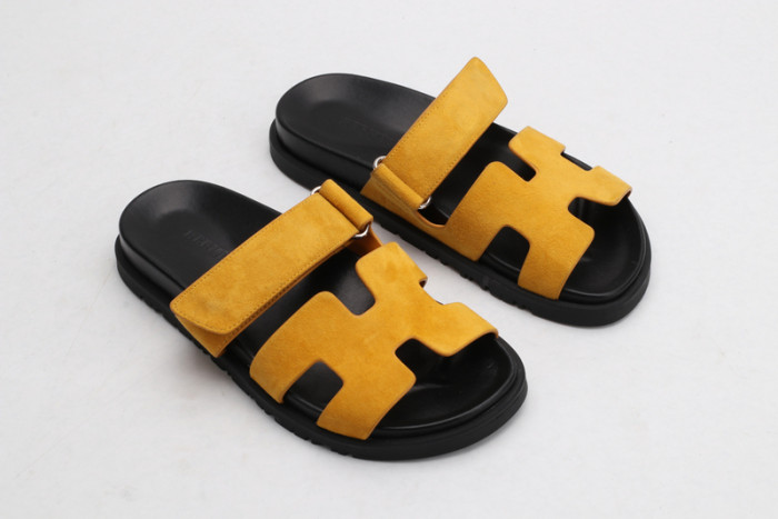 H**me5 SANDALS