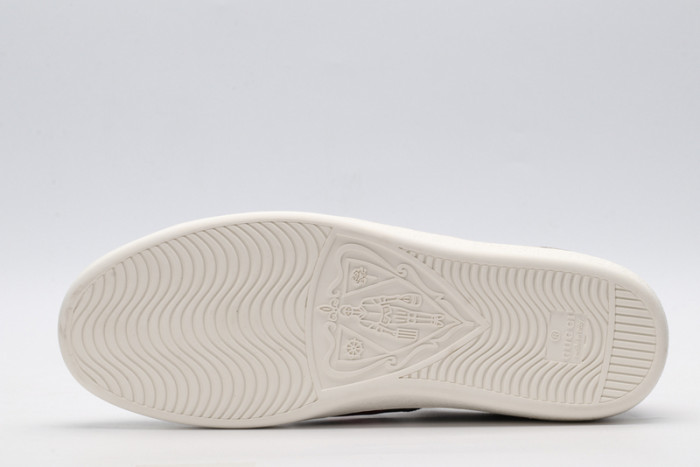 Gvc*1 Platform Sneaker