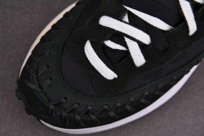 Nike Vaporwaffle sacai Jean Paul Gaultier Black White DH9186-001