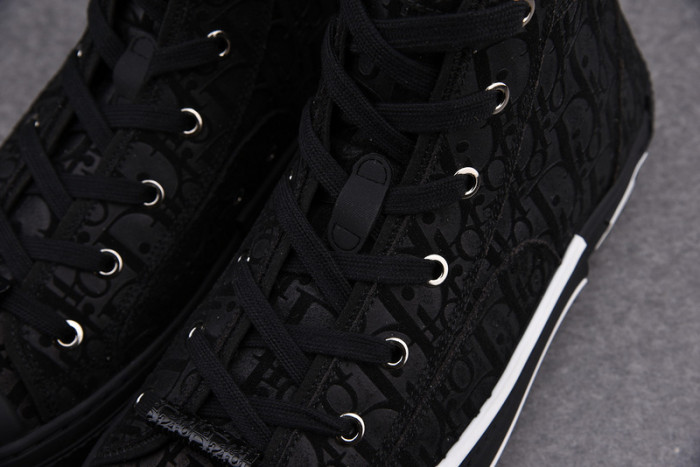 DIO* B23 OBLIQUE HIGH-TOP SNEAKER