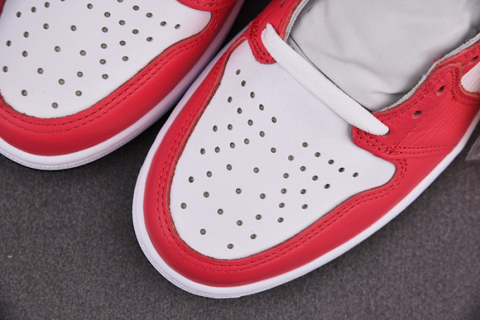 Air Jordan Retro 1 High OG Fusion Red 555088-603