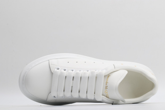 A1exa*der Mcqv*en OVERSIZED