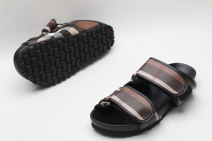 BUBBERY SANDALS