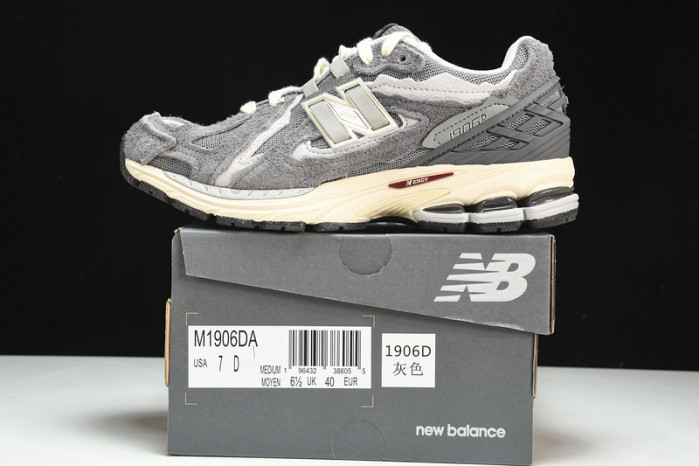 New Balance M1906DA
