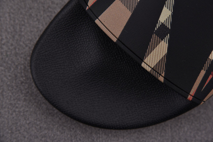 BUBBERY Archieve SANDALS