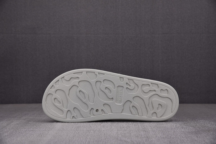 A1exa*der Mcqv*en SANDALS