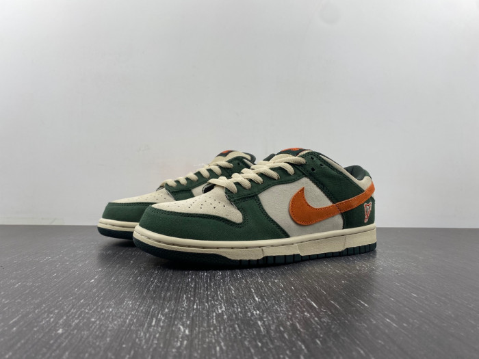 Nike SB Dunk Low Eire - 304292-185