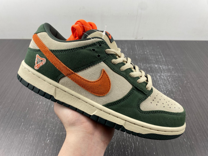 Nike SB Dunk Low Eire - 304292-185