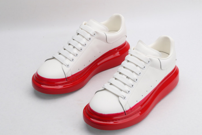 A1exa*der Mcqv*en OVERSIZED