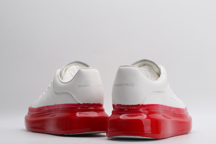 A1exa*der Mcqv*en OVERSIZED