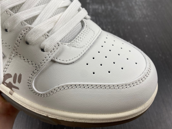 OFW OUT OF OFFICE SNEAKERS