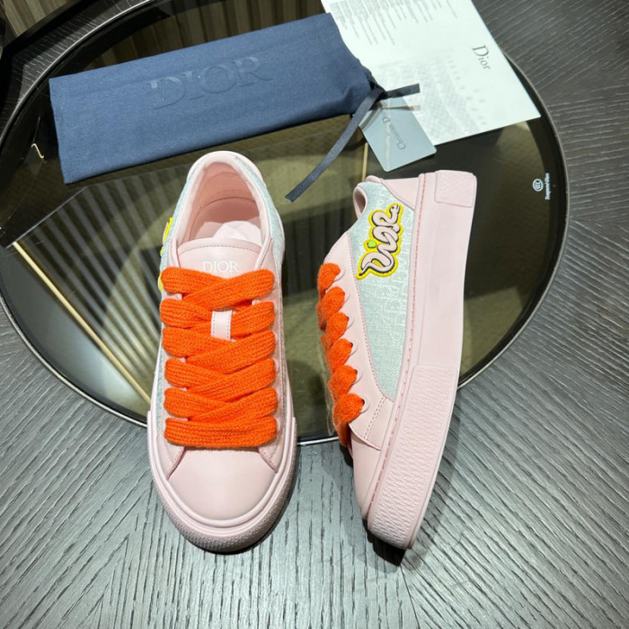 DIO* KAWS B33 SNEAKER