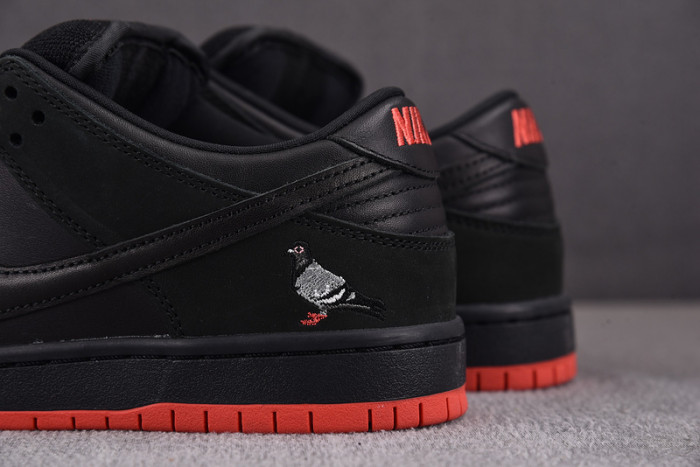 Nike Dunk Low SB Black Pigeon 883232-008