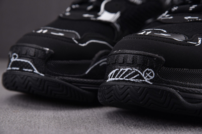 BLCG SNEAKER TRIPLE.S.