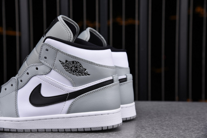 AIR Jordan 1 Mid Light Smoke Grey - 554724-092