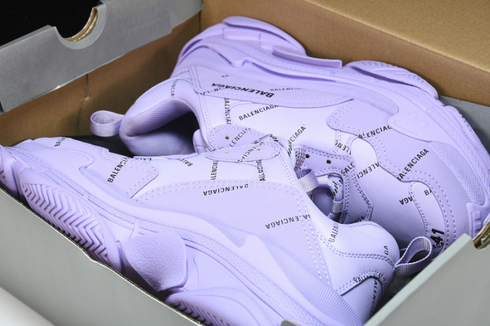 BLCG SNEAKER TRIPLE.S.