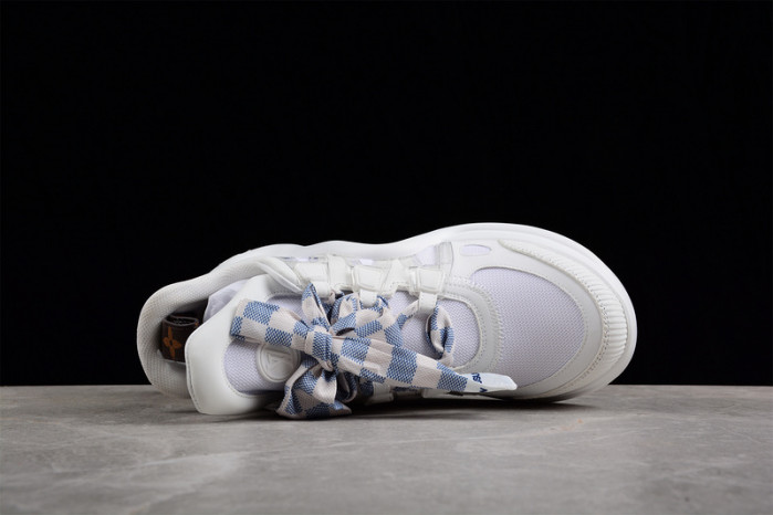 LO1_VTS ARCHLIGHT SNEAKER