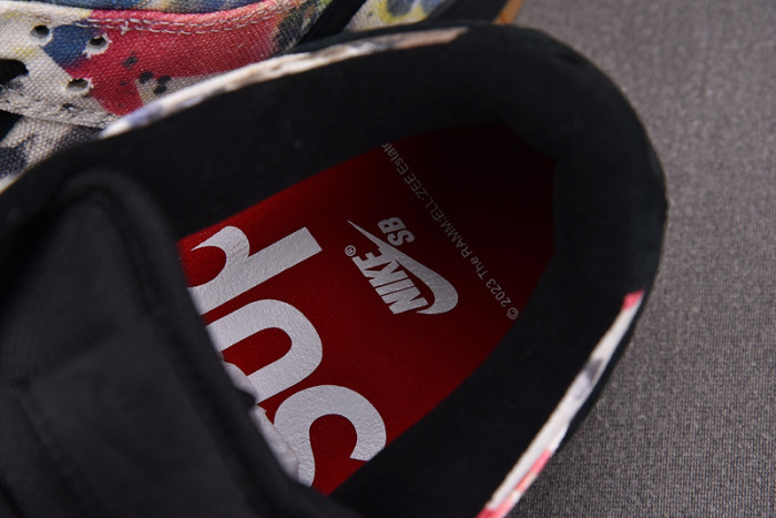 Svp*me x Nike SB Dunk Low Rammellzee FD8778-001