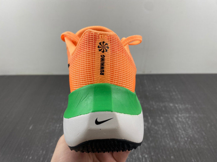 Nike Zoom Fly 5 Total Orange Ghost Green DM8974-800