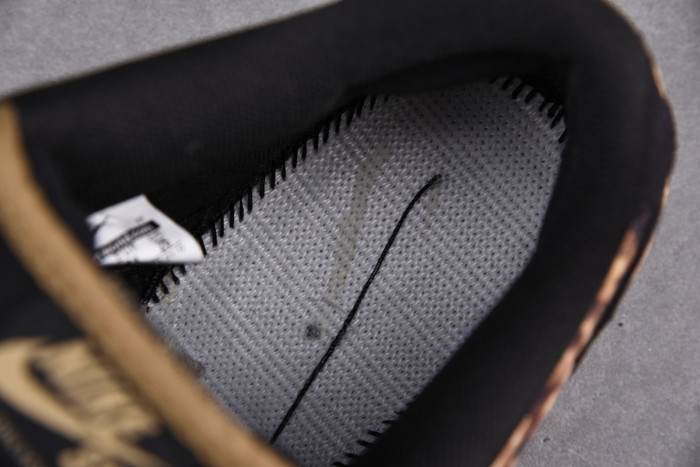 NIKE SB DUNK LOW PUSHEAD PREMIUM "PUSHEAD 2“ 536356-002