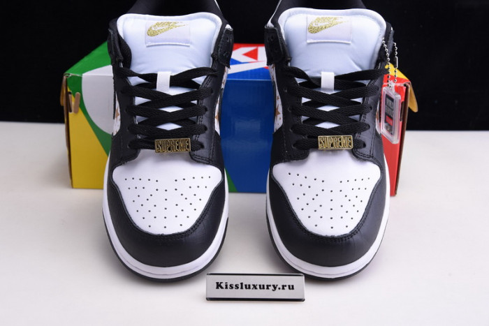NIKE SB DUNK LOW "BLACK STARS" DH3228-102