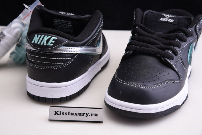 Nike SB Dunk Low Pro OG QS "Black D1am0nd" - BV1310 001