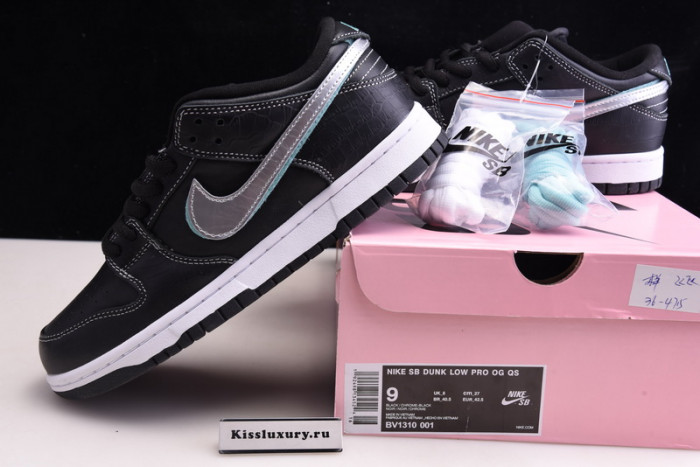 Nike SB Dunk Low Pro OG QS "Black D1am0nd" - BV1310 001