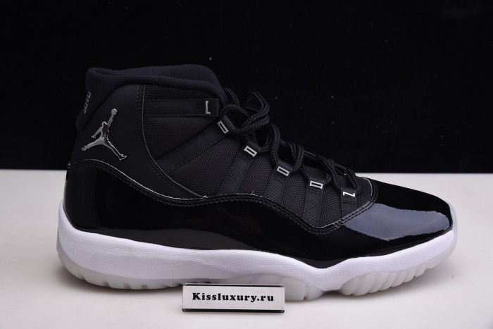 AIR JORDAN 11 RETRO METALLIC SILVER CT8012-011