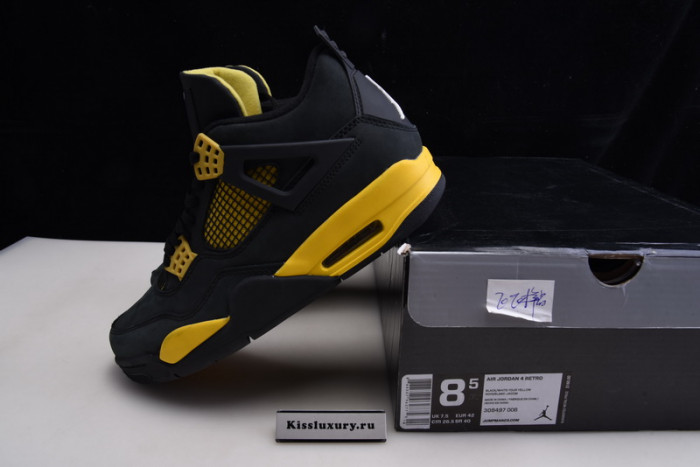 AIR JORDAN 4 RETRO 