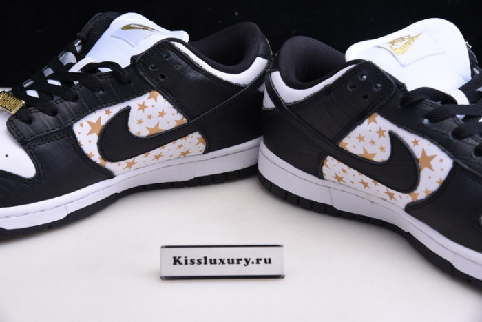 NIKE SB DUNK LOW "BLACK STARS" DH3228-102