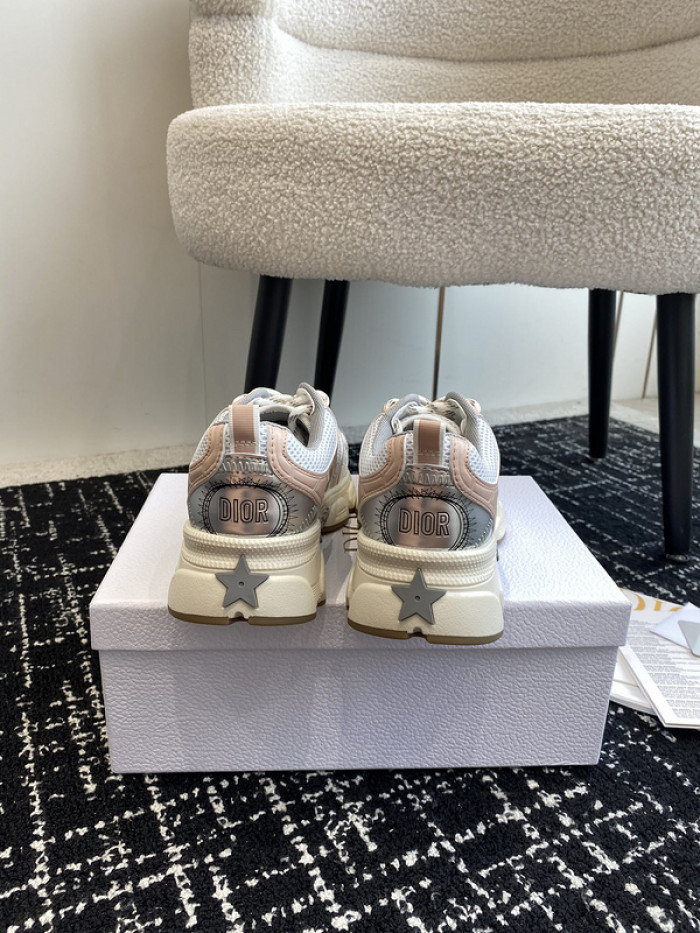 DIO* SNEAKER