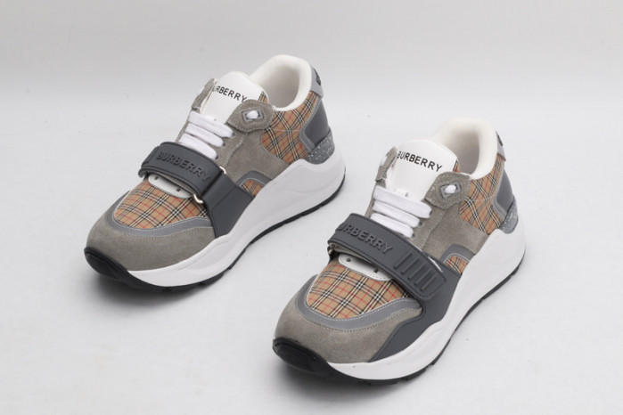 BUBERRY SNEAKER